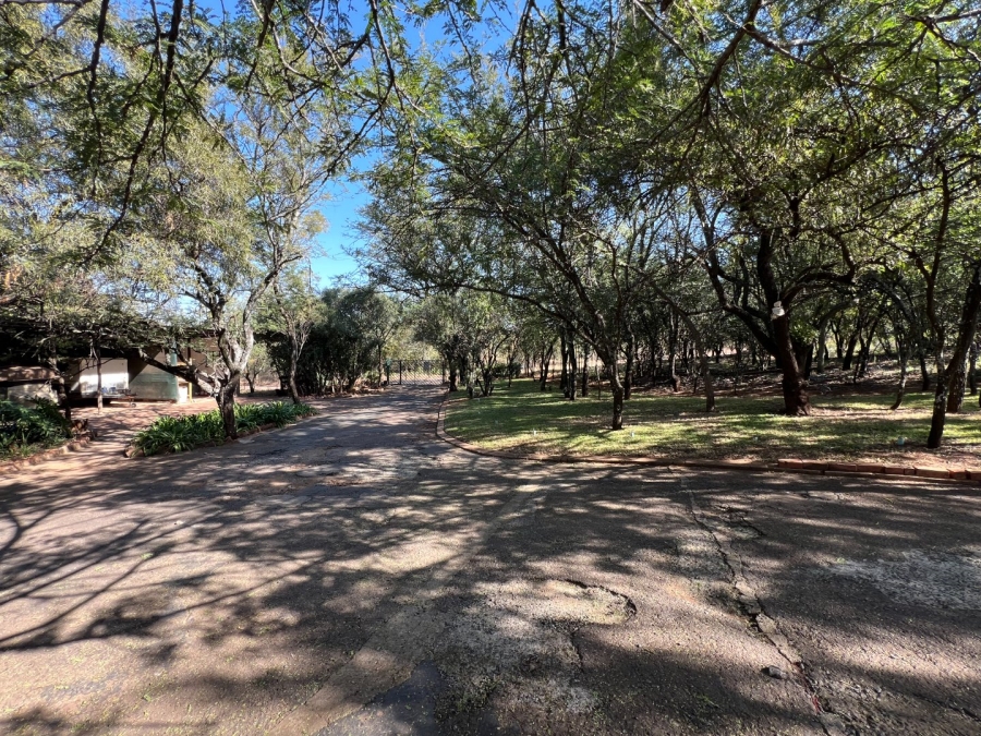 Commercial Property for Sale in Melodie North West